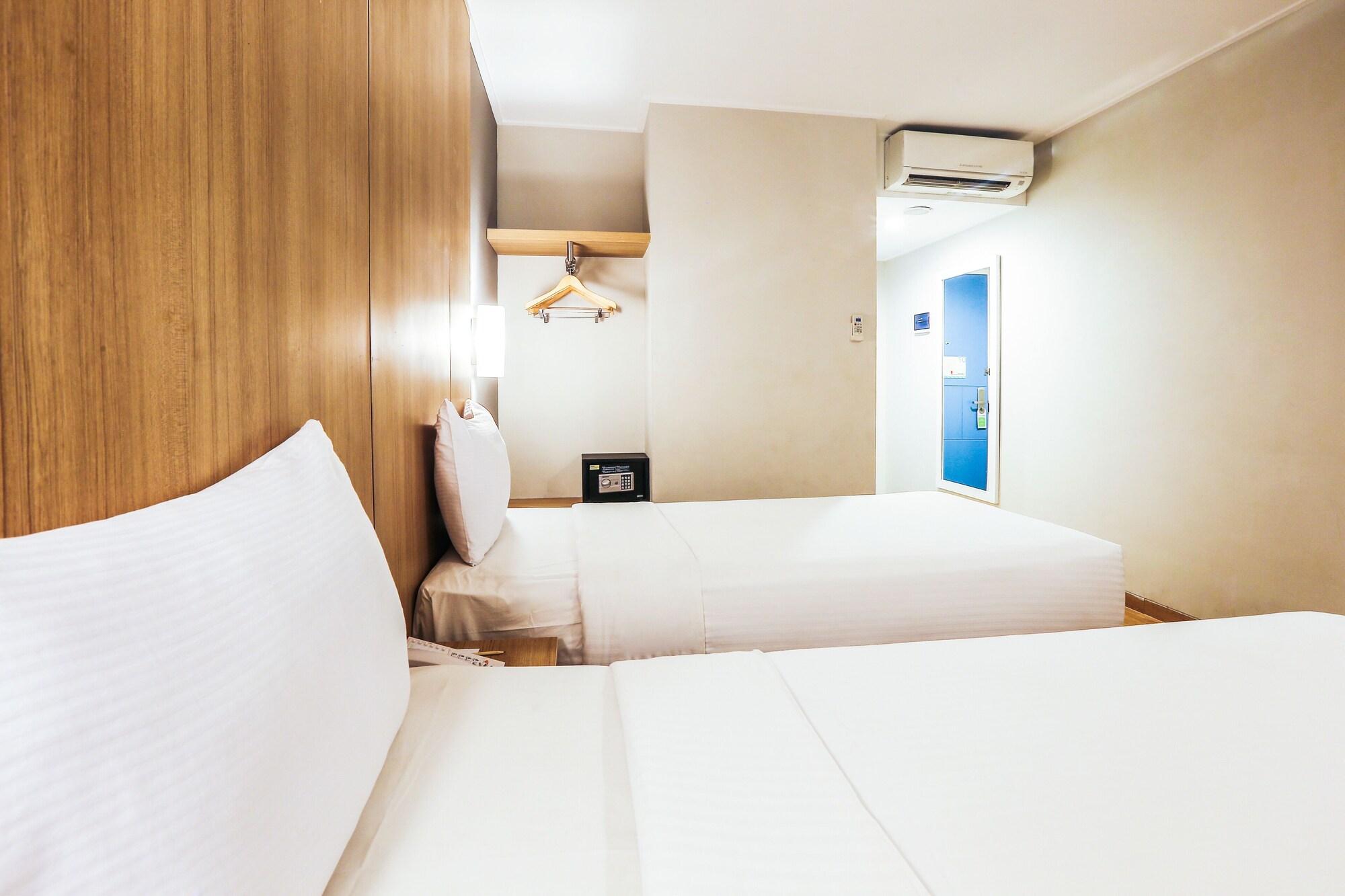 Hotel Citradream Tugu Yogyakarta Extérieur photo